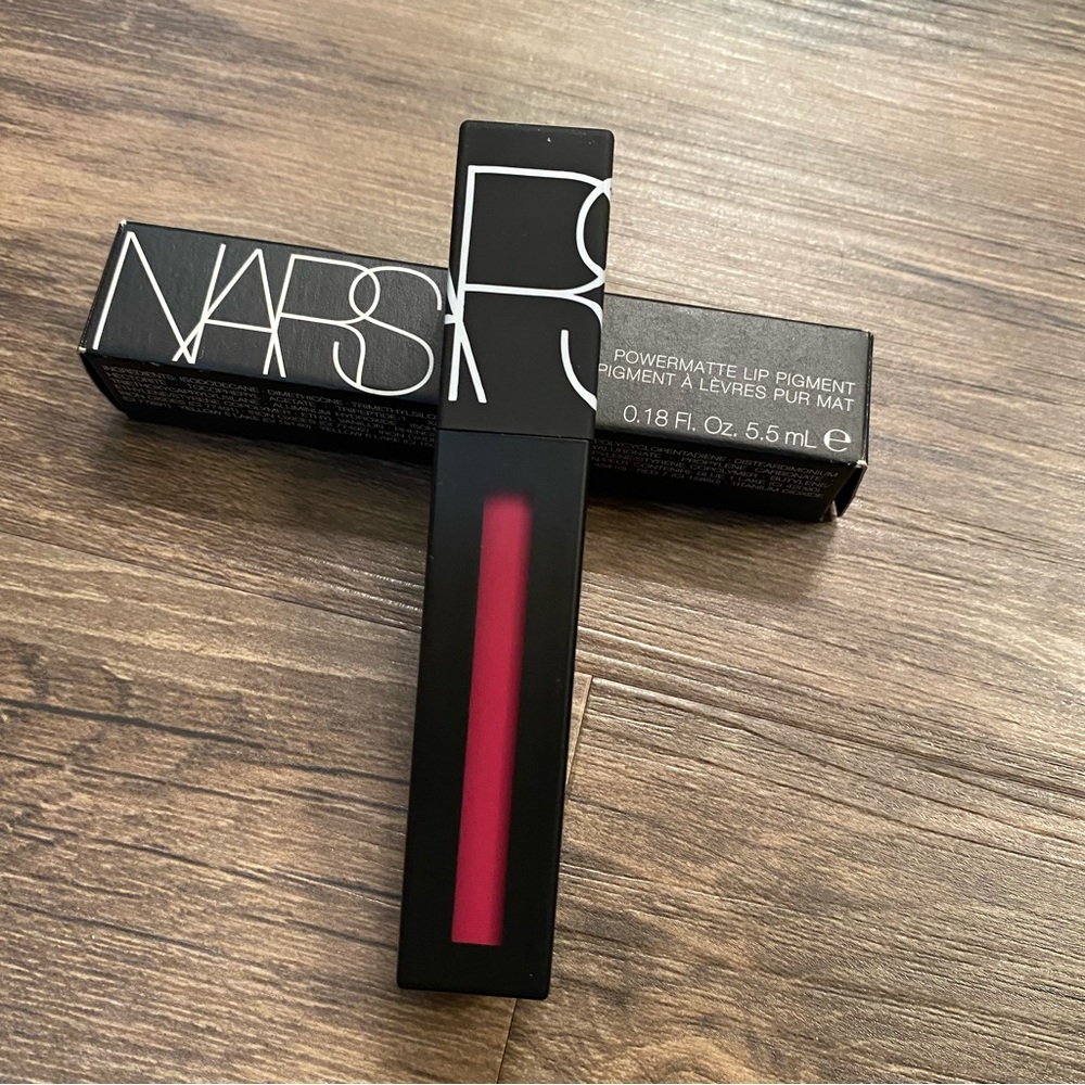 NARS Powermatte Lip Pigment in “Give It Up”